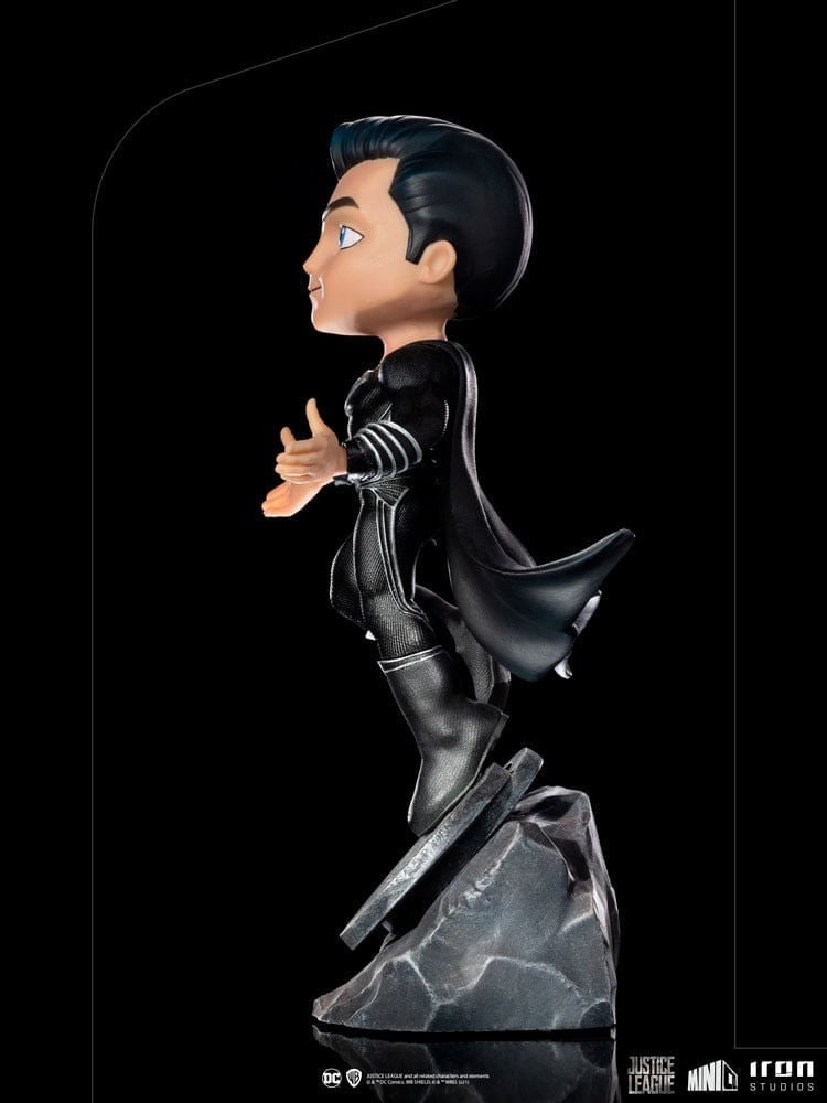 Figura Superman Black Suit Minico 51921 Iron Studios