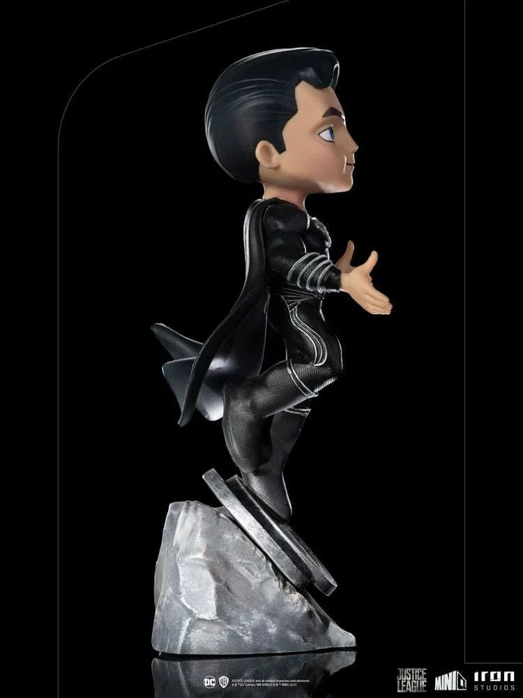 Figura Superman Black Suit Minico 51921 Iron Studios