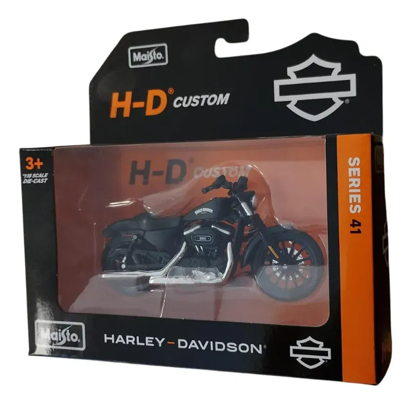 Maisto 1:18 Motorcycle Harley-Davidson Serie 4131360AO