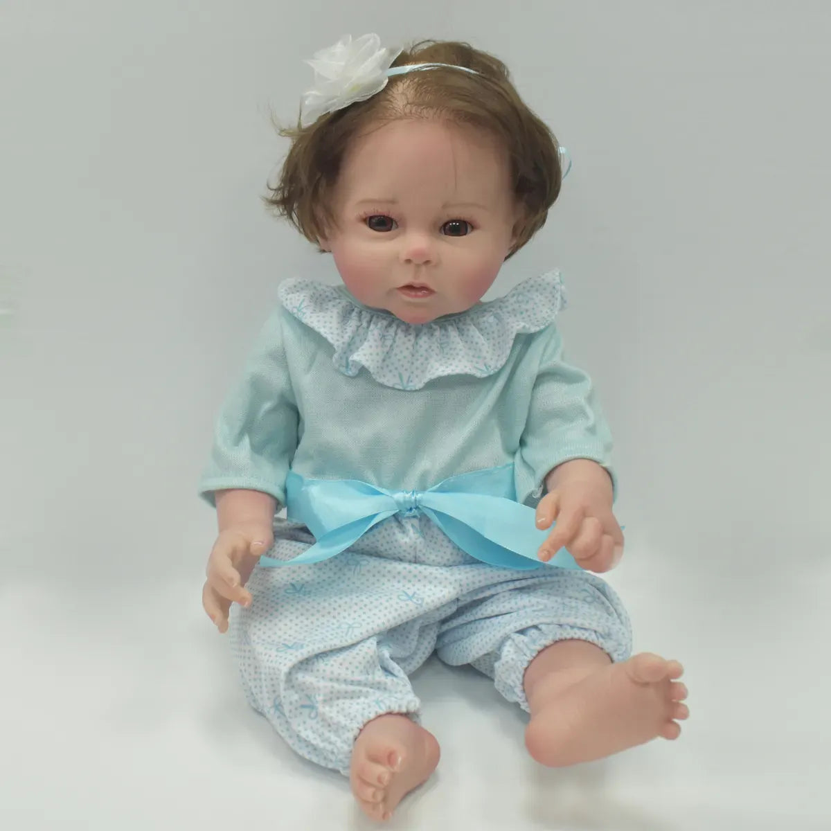 Muñeca Newborn 50 cm con Cabello y Accesorios S43531
