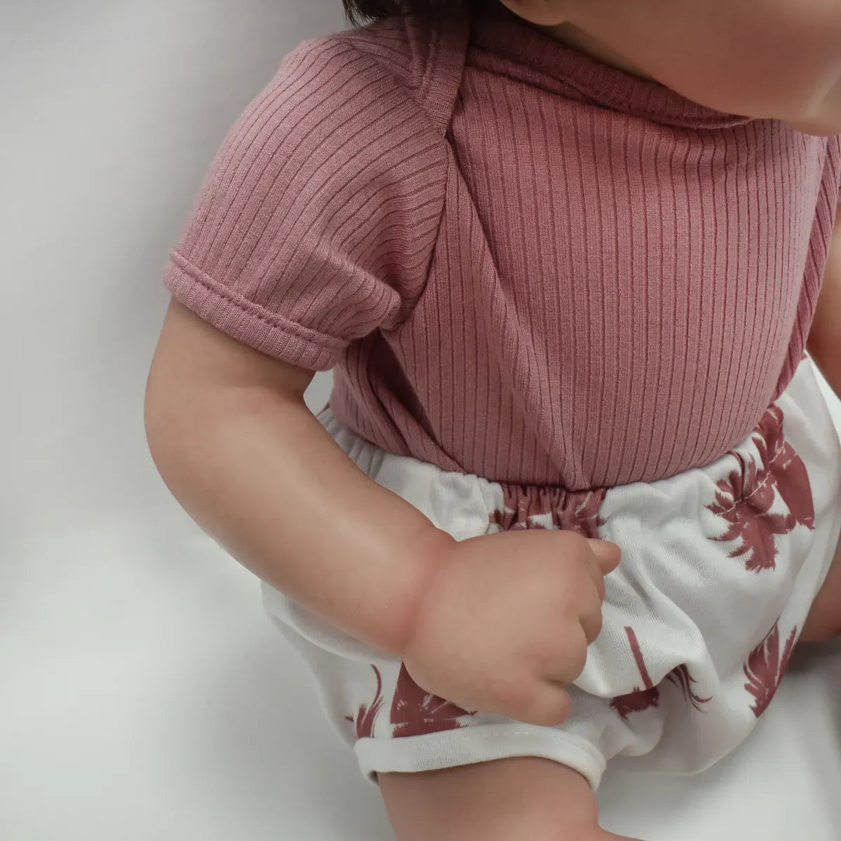 Muñeca Newborn 50 cm Realista con Cabello y Accesorios S43537