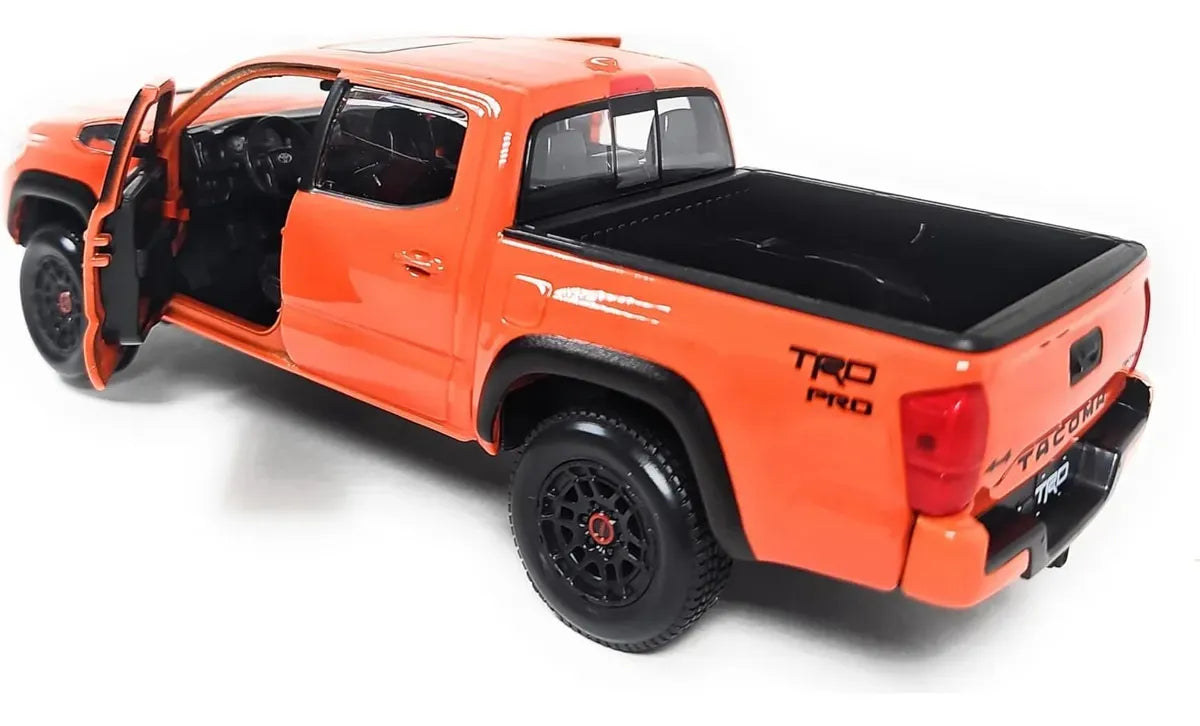 Maisto 1:27 Toyota Tacoma TRD 2023 Naranja/Negro 32910
