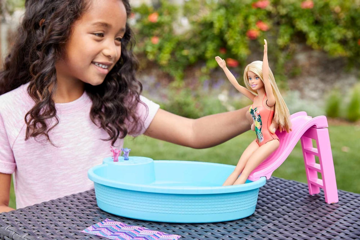 Muñeca Barbie Con Piscina Glam Ghl91 Mattel
