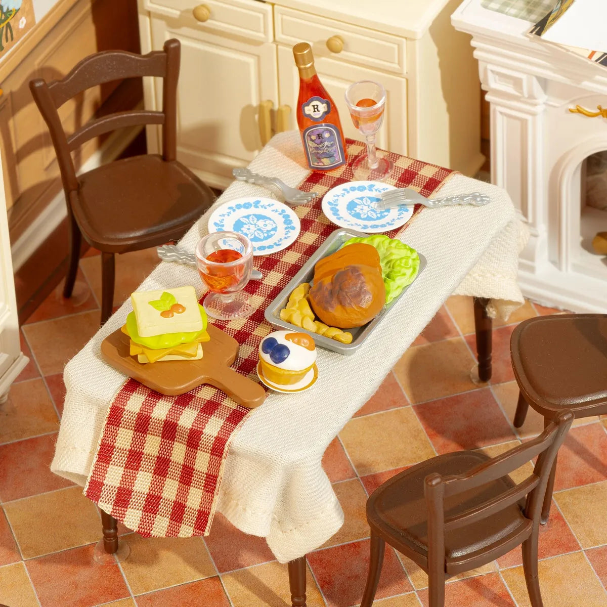 Robotime Rolife Warm Dining Room DW015B