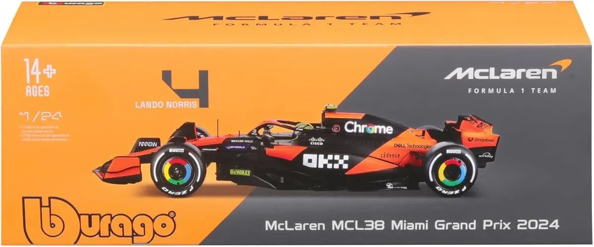 Bburago 1:24 McLaren MCL38 w/helmet, PIASTRI 18-28033