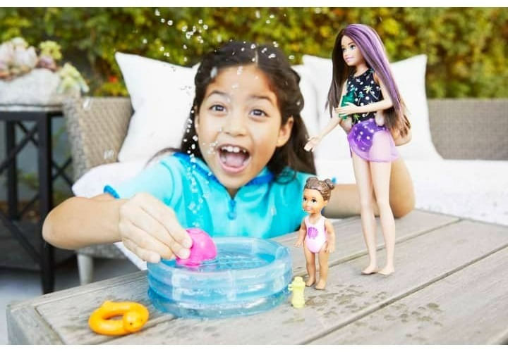 Barbie Muñeca Skipper Niñera Pool Party Grp39 Mattel
