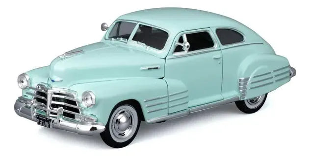 Maisto 1:24 1948 Chevrolet Fleetline Aerosedan Verde Claro 32921