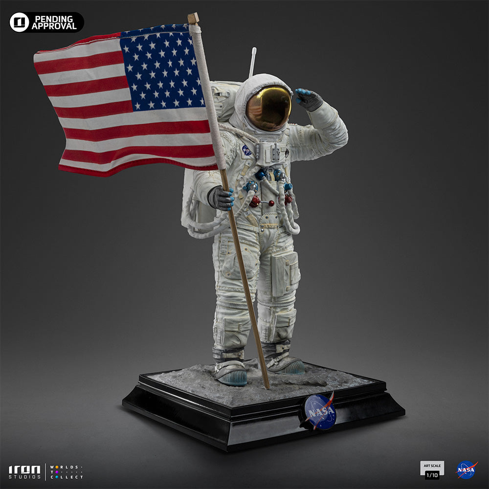 Iron Studios Apollo 11 Astronaut NASA Art Scale 1/10 (ASTRO111524-10)