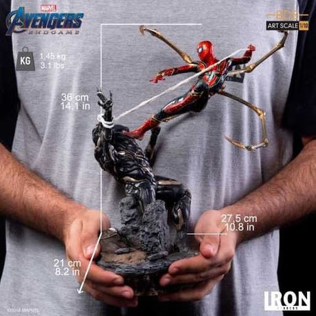 Figura Avengers Iron Spider Vs Outrider 1:10 Iron Studios