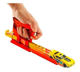Hot Wheels Lanzador De Bolsillo Con Auto Fth84