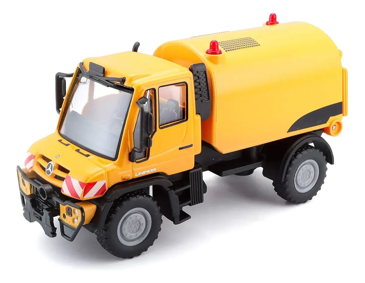 Maisto Pistas 4.5" Mercedes - Benz Unimog 21238