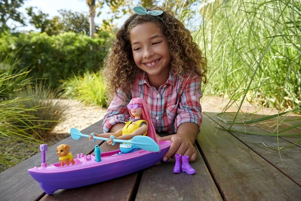 Muñeca Barbie Camping Y Kayak Daisy Hdf75 Mattel