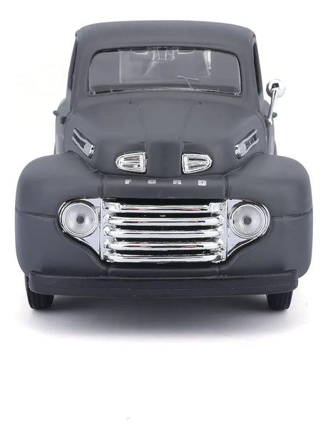 Maisto 1:24 H-D Custom - Pickup w/ 1:24 motorcycle 32161