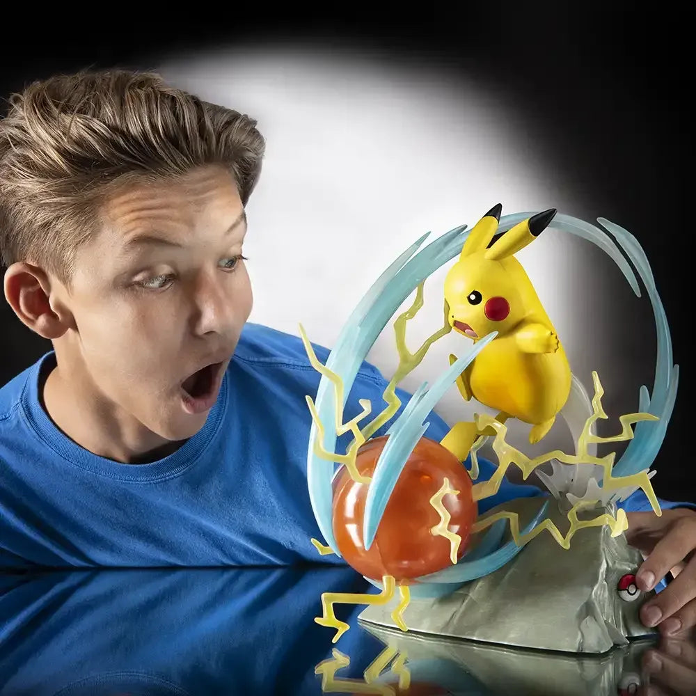 Pokemon Deluxe Collector Statue PKW2370