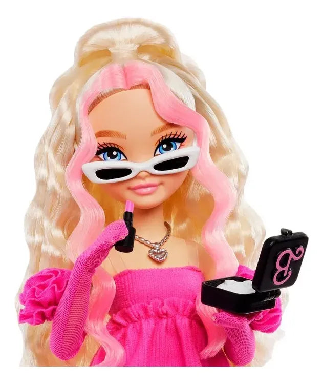 Muñeca Barbie Dream Besties Malibu HYC21