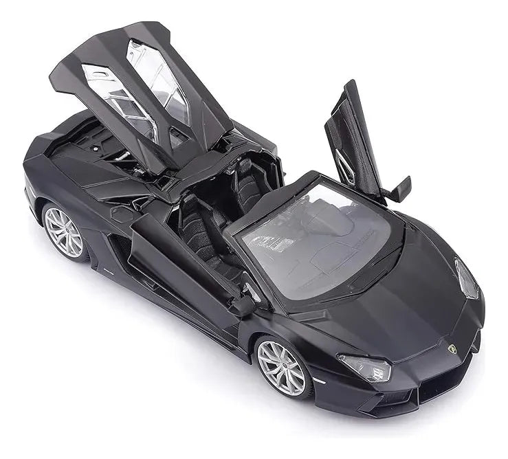 Maisto 1:24 Lamborghini Aventador Roadster Negro Mate 31504