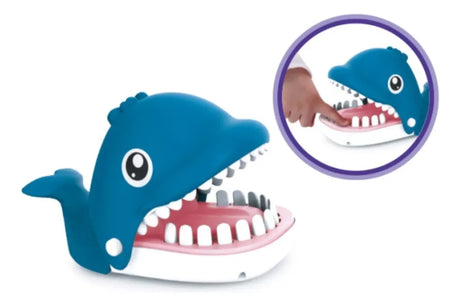 Whale Attack 2790