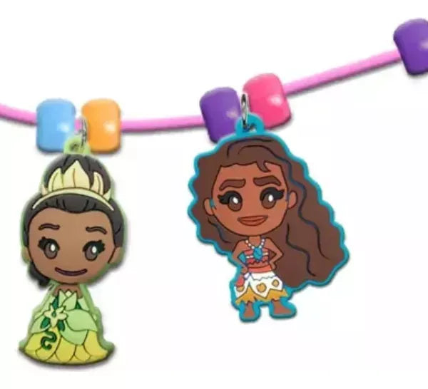 Set de bijou con dijes de Princesas 54130