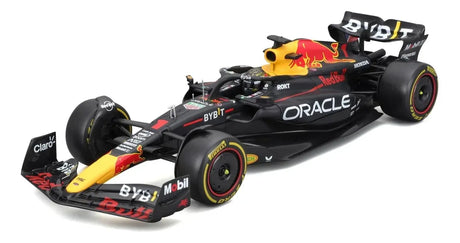 Bburago 1:24 Oracle Red Bull Racing RB19 w/helmet, VERSTAPPEN 18-28030