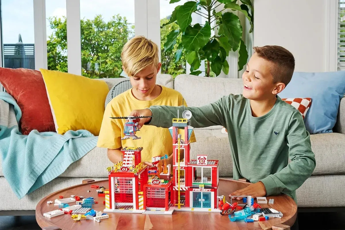 Zuru Max City Box Playset Fire Station 976pzs 83165 7646