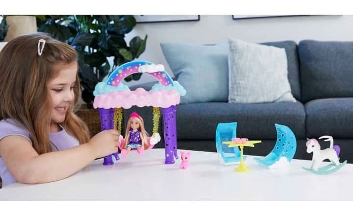 Barbie Set De Juego Columpio Con Muñeca Chelsea Mattel Gtf50