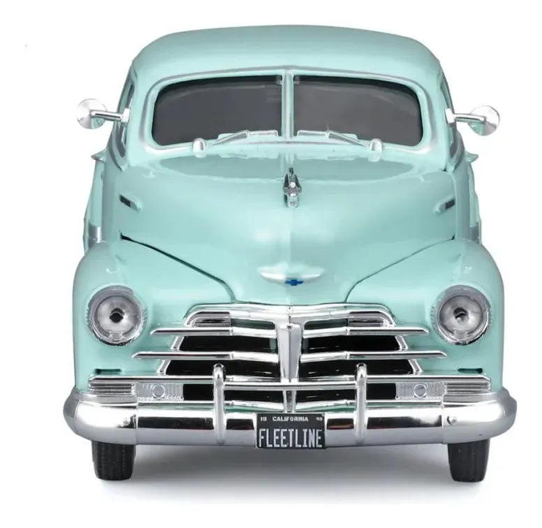 Maisto 1:24 1948 Chevrolet Fleetline Aerosedan Verde Claro 32921