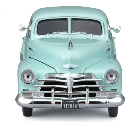 Maisto 1:24 1948 Chevrolet Fleetline Aerosedan Verde Claro 32921