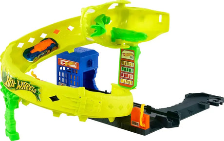 Hot Wheels Pista Ataque de Serpiente JBM63