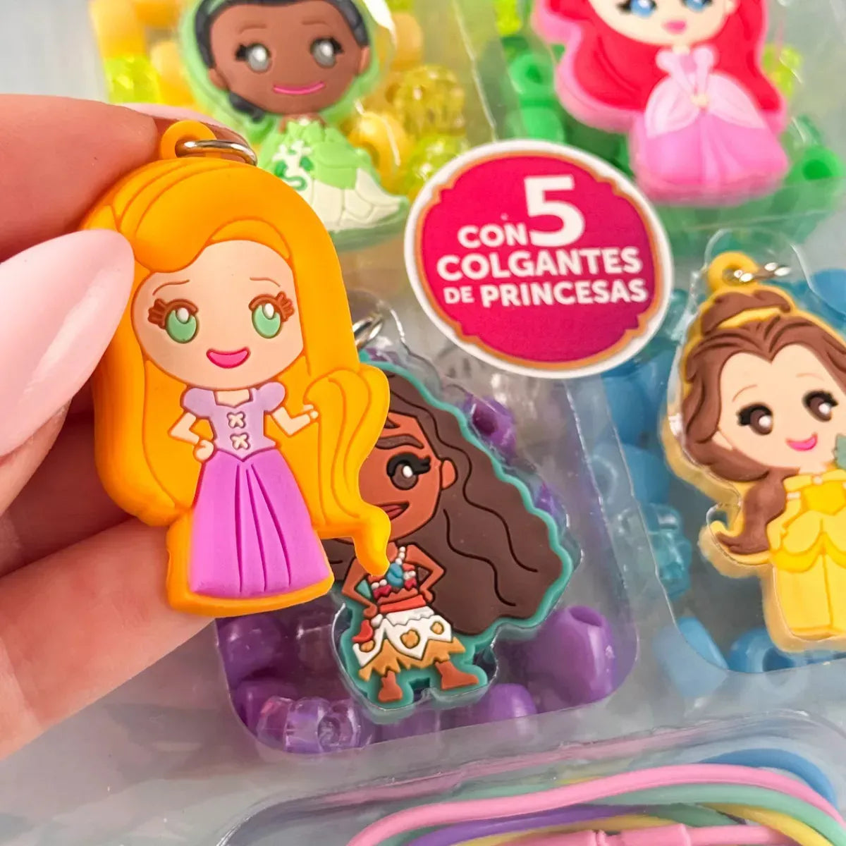Set de bijou con dijes de Princesas 54130
