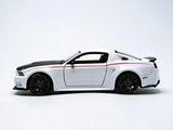 Maisto 1:24 Ford Mustang Street Racer 2014 Blanco 31506