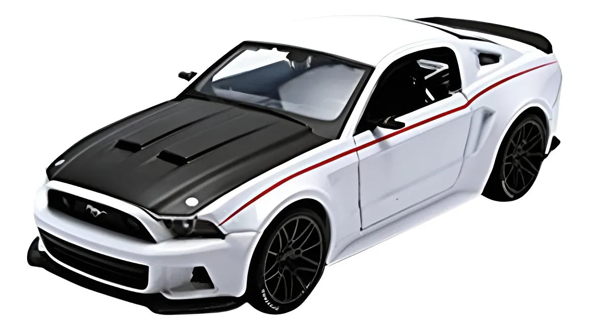 Maisto 1:24 Ford Mustang Street Racer 2014 Blanco 31506