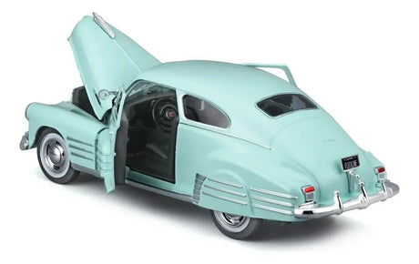 Maisto 1:24 1948 Chevrolet Fleetline Aerosedan Verde Claro 32921