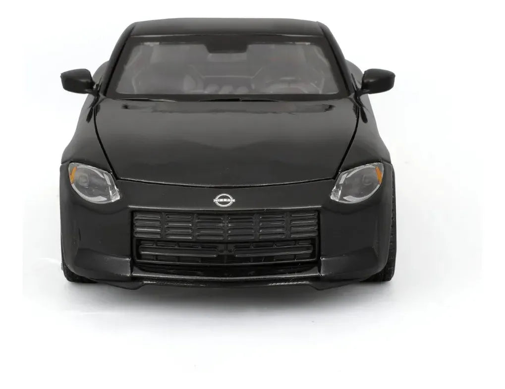 Maisto 1:24 Nissan Z 2023 Negro 32904