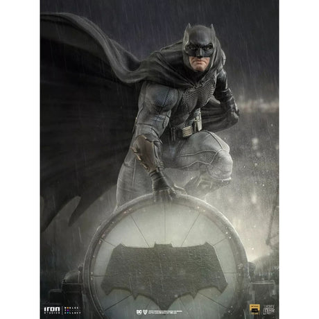 IRON STUDIOS BATMAN ON BATSIGNAL DELUXE SCALE 1/10 - ZACK SNYDER`S JUSTICE LEAGUE - DCCOMICS DCCJLE71522-10