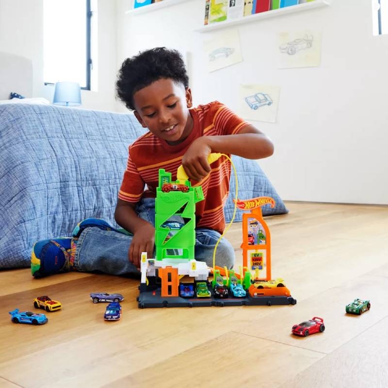 Hot Wheels City Super Estacion De Gasolinera HTN79